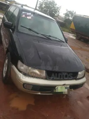 Mitsubishi SpaceRunner 2005 Black