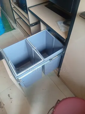 Carbonate Dustbin