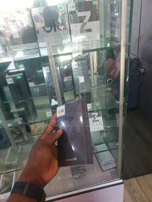 New Samsung Galaxy S23 128 GB Black