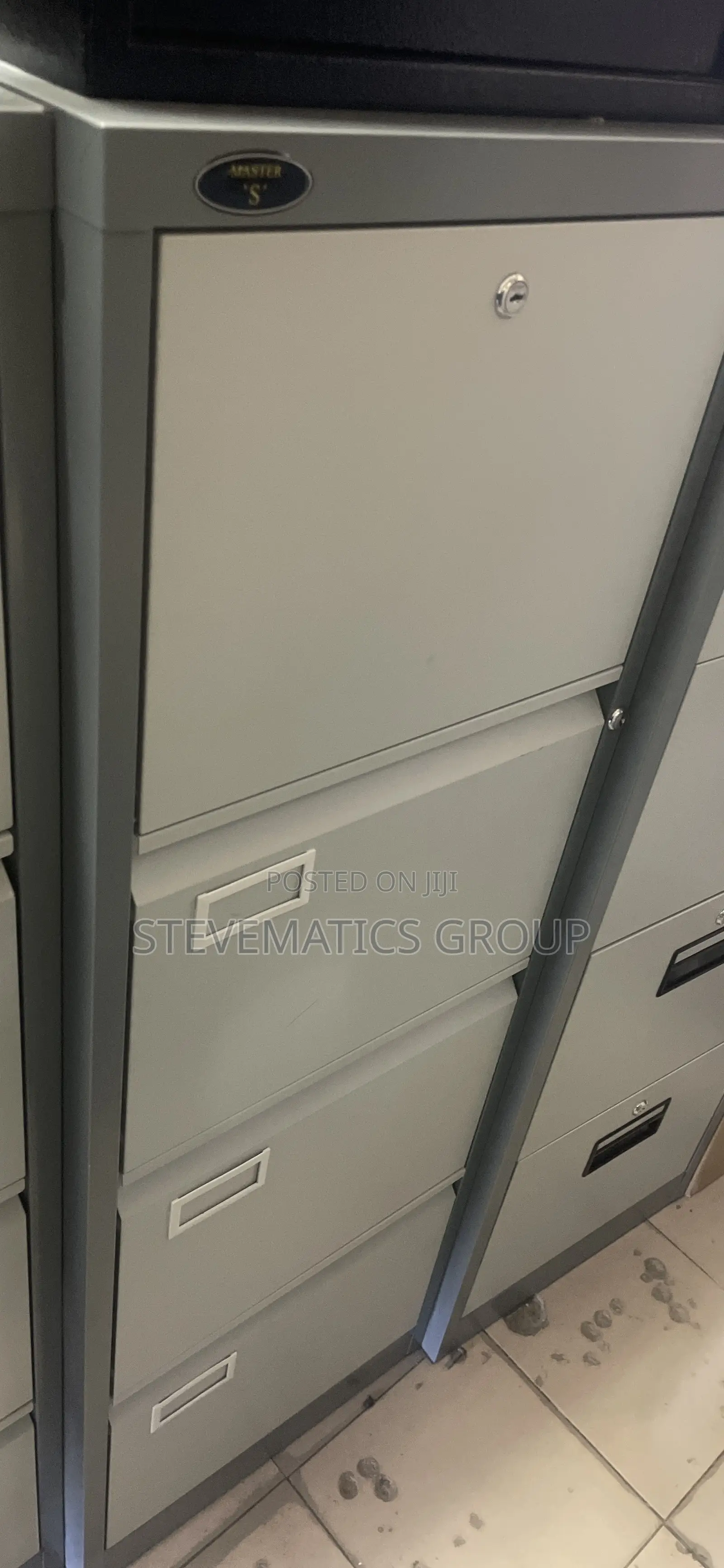 Four Drawer Cabinet With Save