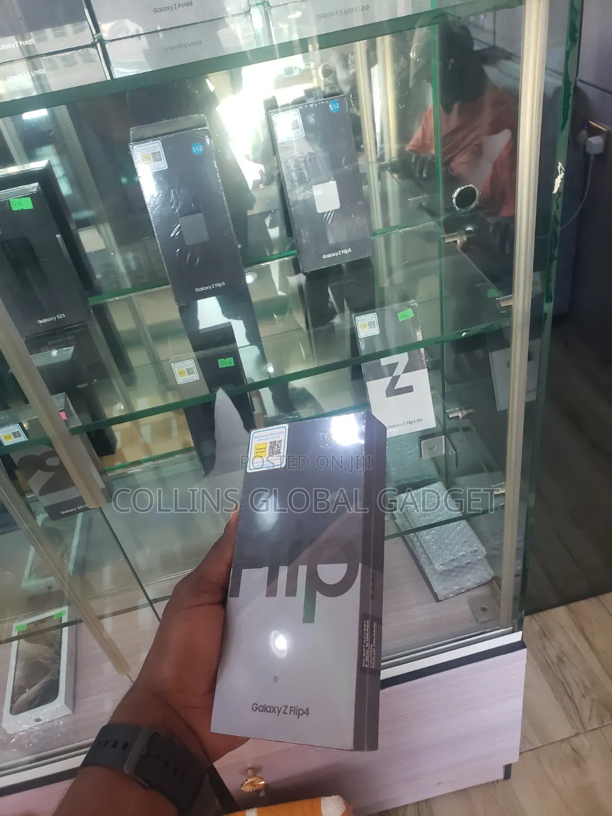 New Samsung Galaxy Z Flip4 256 GB Black
