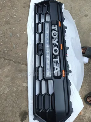 Front Grille TOYOTA TACOMA 2026
