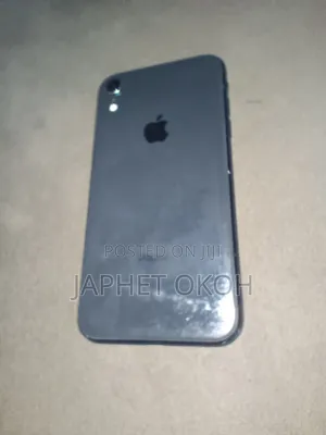 Apple iPhone XR 64 GB Black