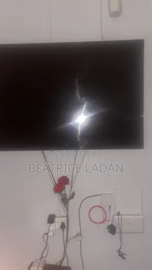 Royal 55’ Android Smart TV
