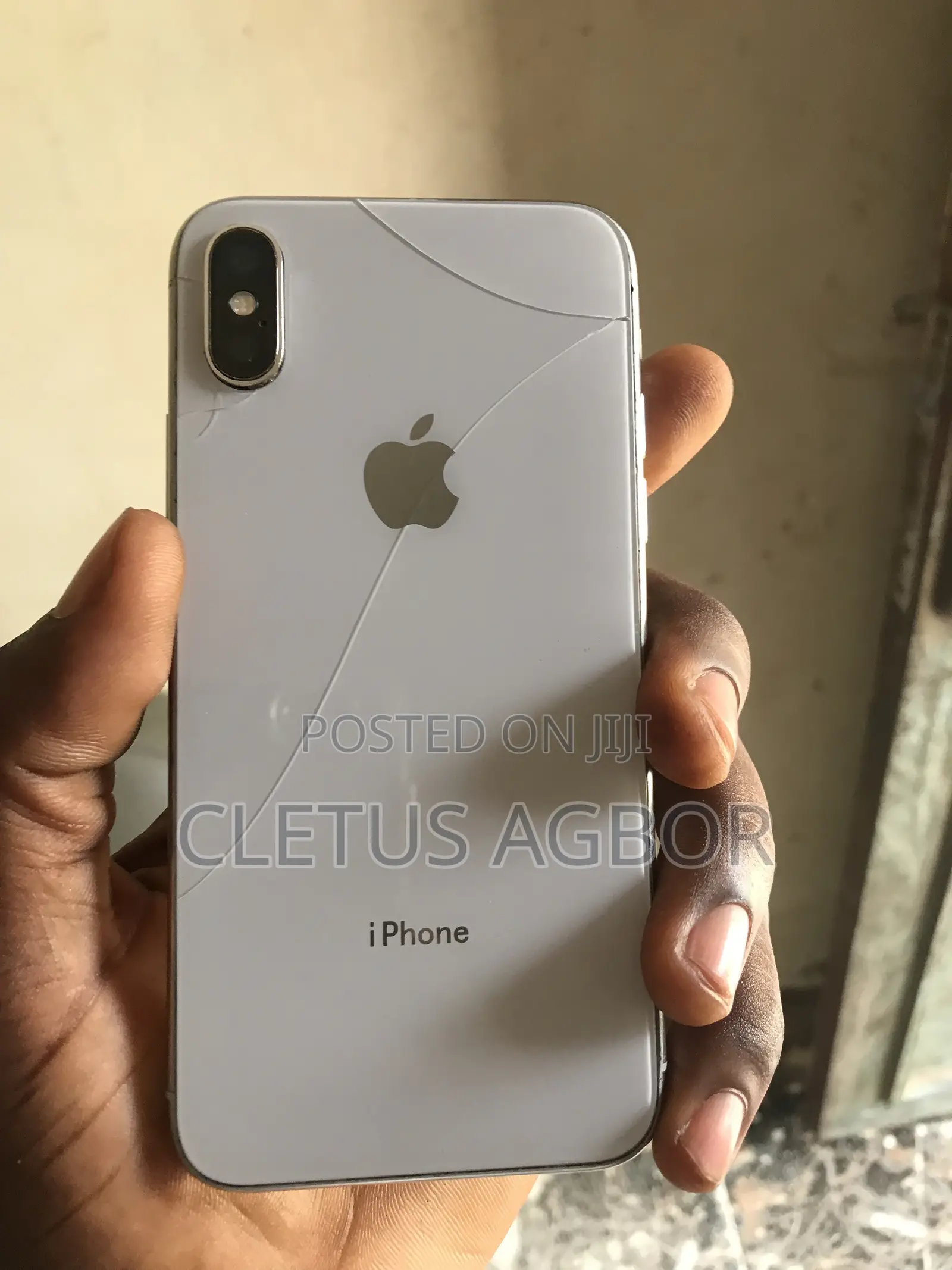 Apple iPhone X 64 GB White