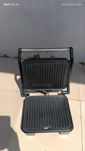 Electric Grill Neatly Used