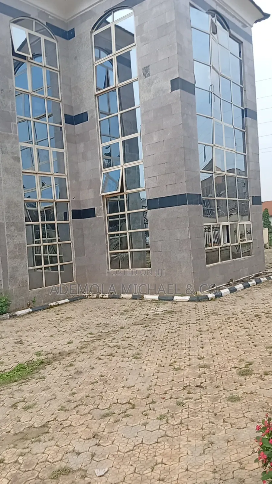 Office Space Building for Lease