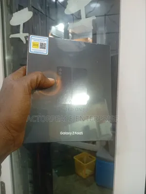 New Samsung Galaxy Z Fold 5 256 GB Gray