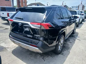 New Toyota RAV4 XLE 2025 Black