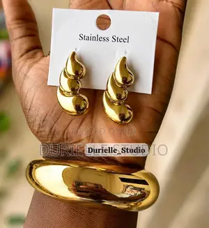 Gold Statement Earrings & Chunky Bangle Set | Bold, Elegant Jewellery