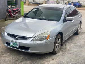 Honda Accord 2003 Silver