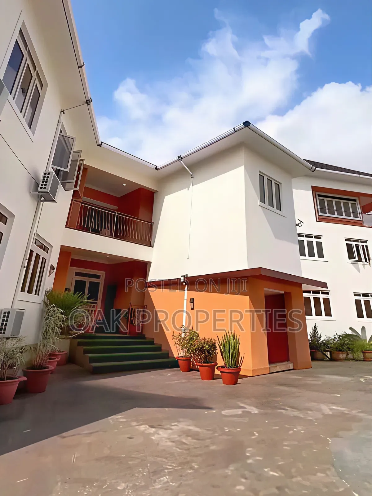 4bdrm Apartment in Old GRA for rent