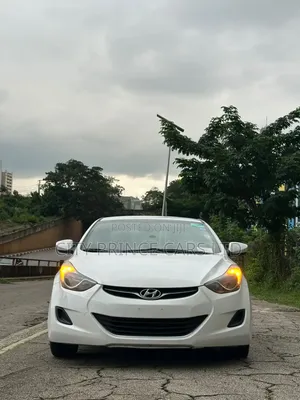 Hyundai Elantra 2013 White
