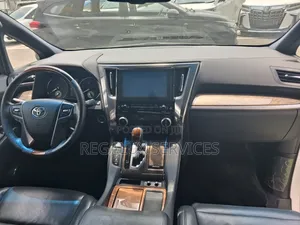 Toyota Alphard 2016 White