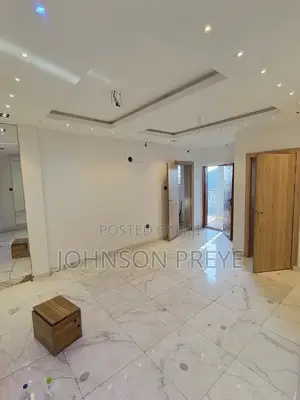2bdrm Apartment in Ologolo, Lekki Phase 1 for rent