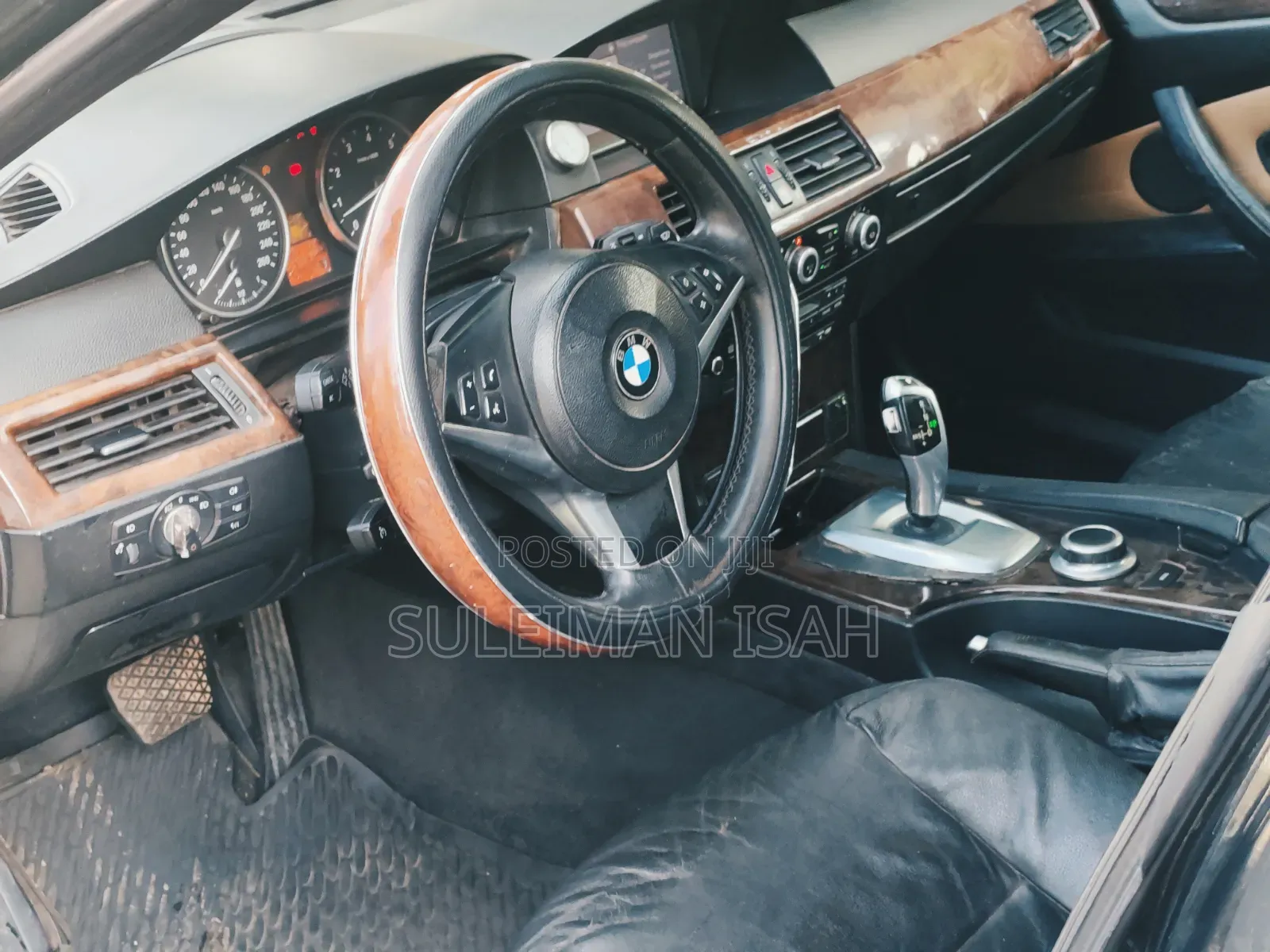 BMW 528i 2010 Black