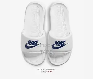 Nike Victori One Slides