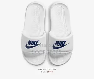 Nike Victori One Slides