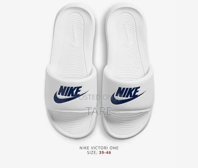 Nike Victori One Slides