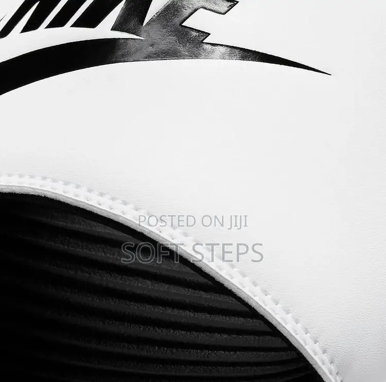 Nike Victori One Slides