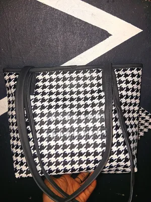 Fashionable Women's Bag