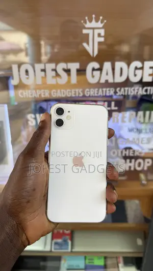 Apple iPhone 11 128 GB White