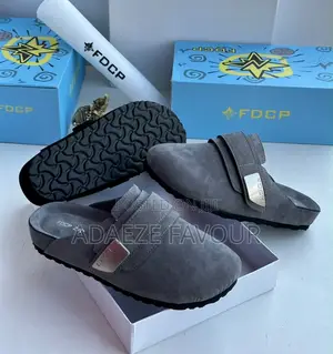 Men’s Grey Suede Slip-on With Metallic Buckle – Casual Luxury Mules