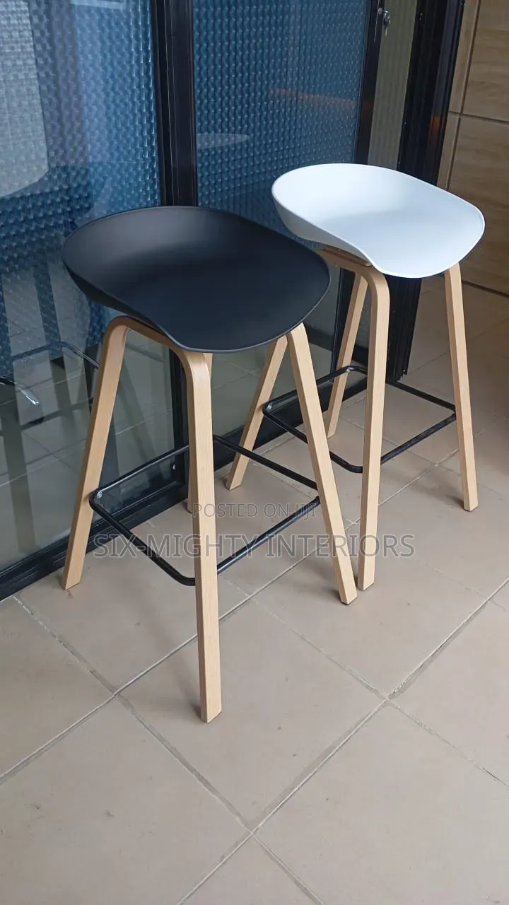 Wood Nordic High Kitchen Island Design Bar Stools