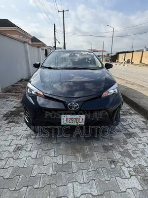 Toyota Corolla SE (1.8L 4cyl 6M) 2018 Black