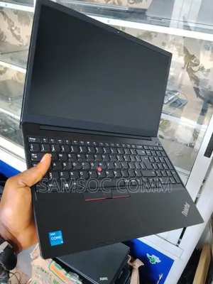 Laptop Lenovo ThinkPad E15 8GB Intel Core i5 SSD 256GB