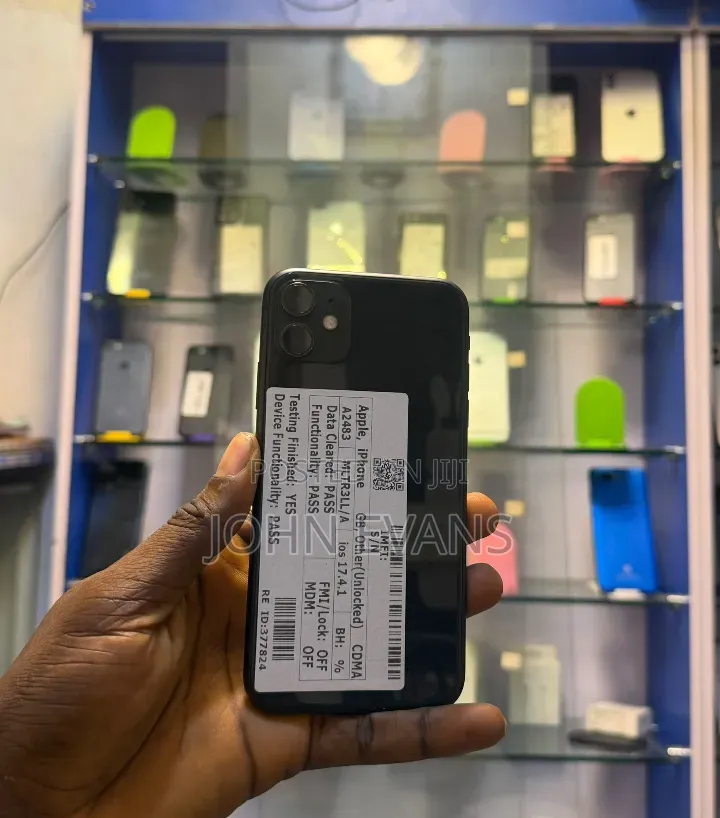 Apple iPhone 11 64 GB White