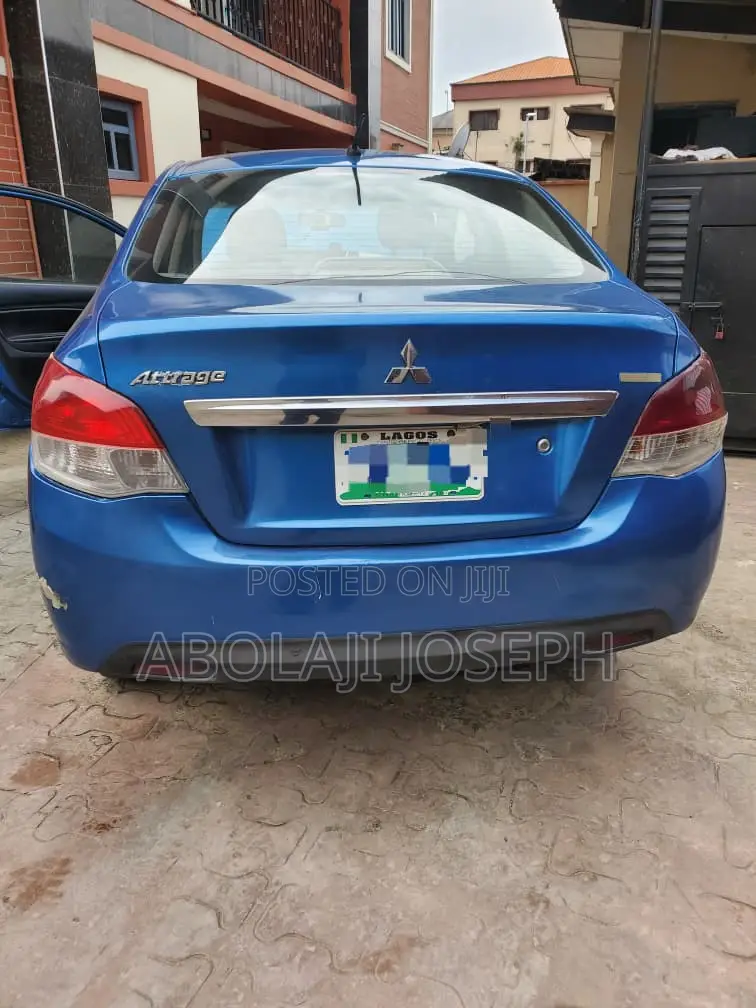Mitsubishi Attrage 2014 Blue