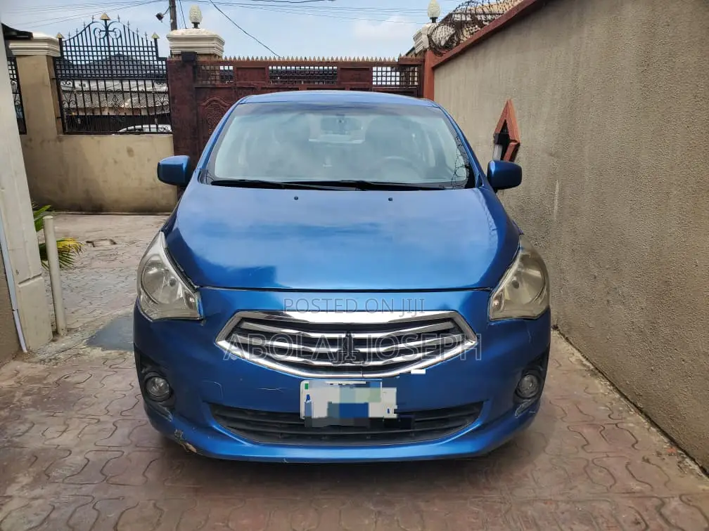 Mitsubishi Attrage 2014 Blue