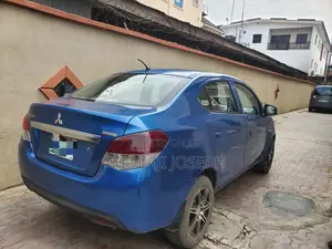 Mitsubishi Attrage 2014 Blue
