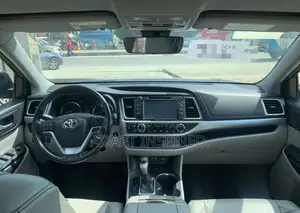 Toyota Highlander 2018 Black