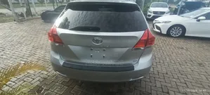 Toyota Venza AWD 2010 Silver