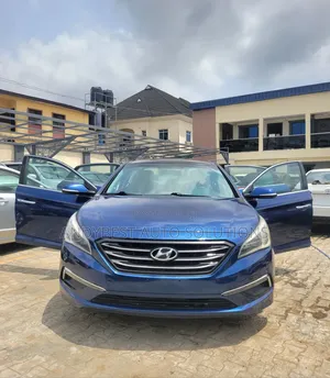 Hyundai Sonata SE 4dr Sedan (2.4L 4cyl 6A) 2014 Blue