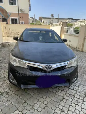 Toyota Camry 2014