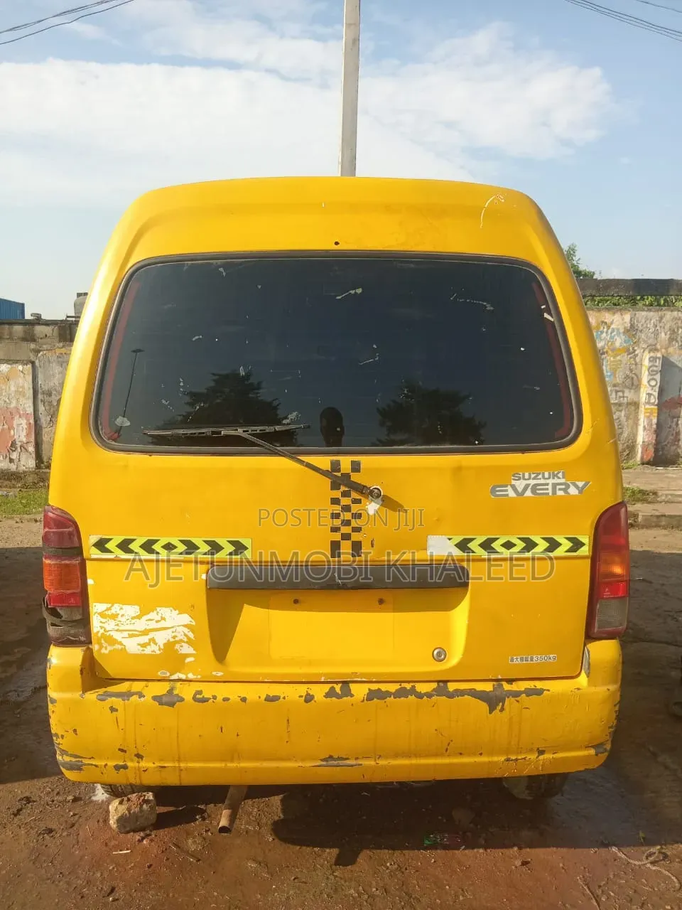 Suzuki Every 2010 Yellow