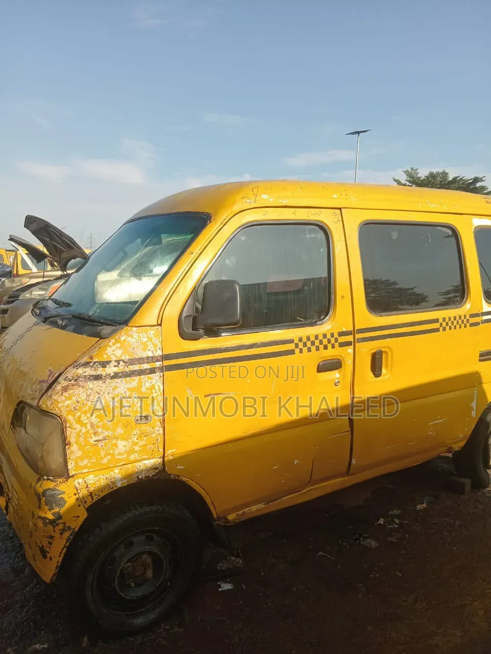 Suzuki Every 2010 Yellow