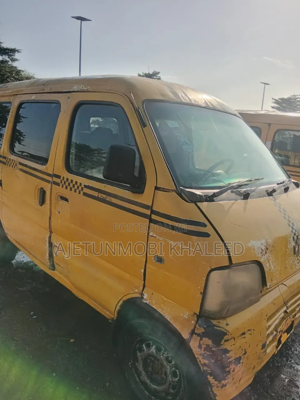 Suzuki Every 2010 Yellow