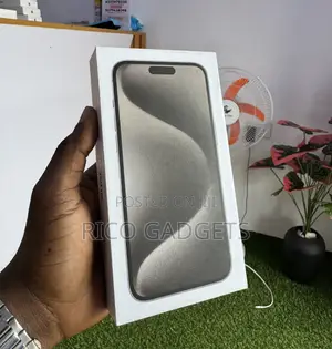 New Apple iPhone 15 Pro Max 256 GB Gray