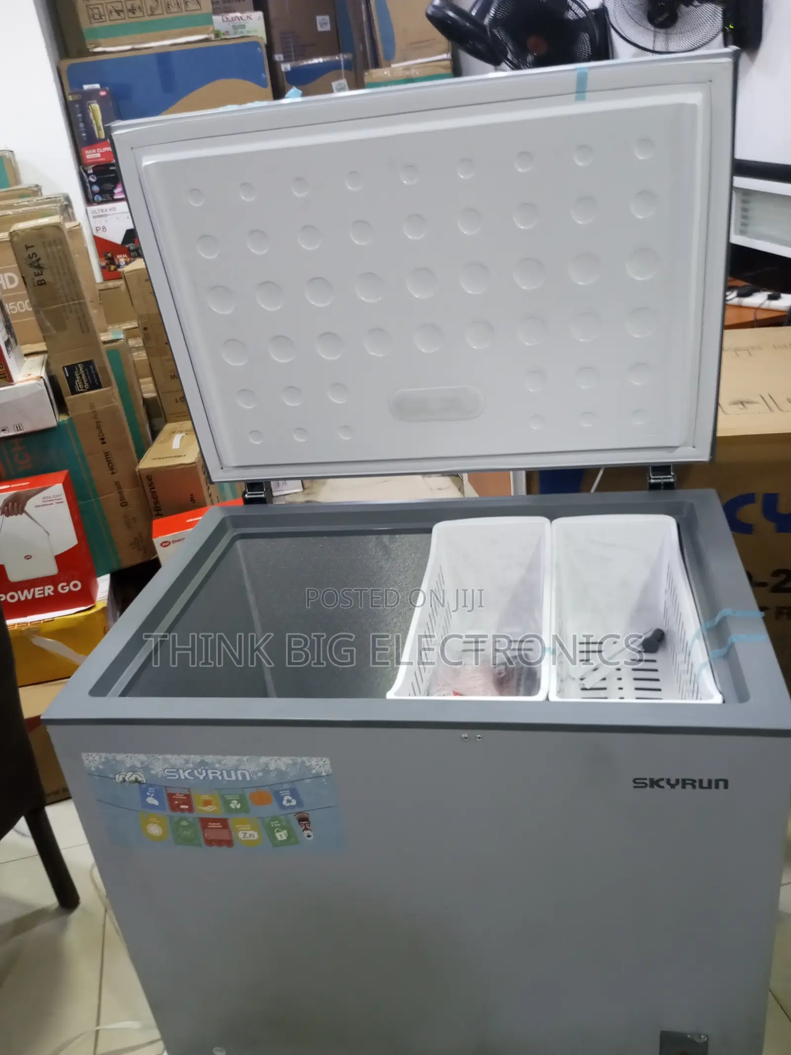 Skyrun 260A Chest Freezer for Kitchen Storage
