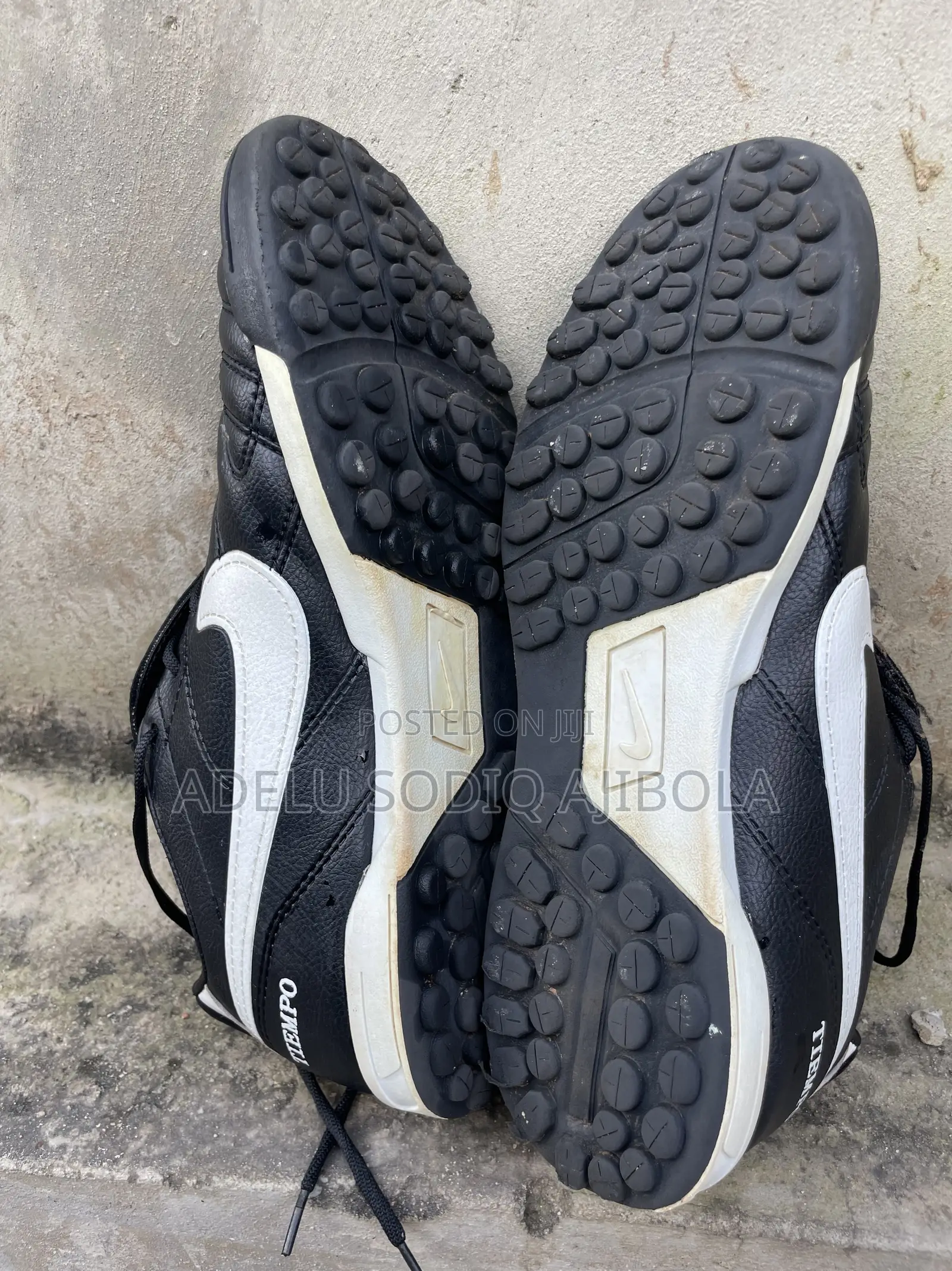 Tiempo Shoe