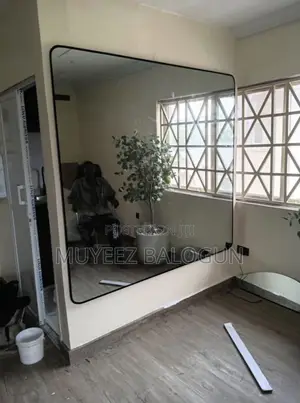 Design Mirror