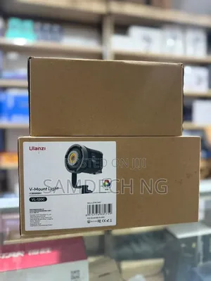 Ulanzi VL-120C Video Light