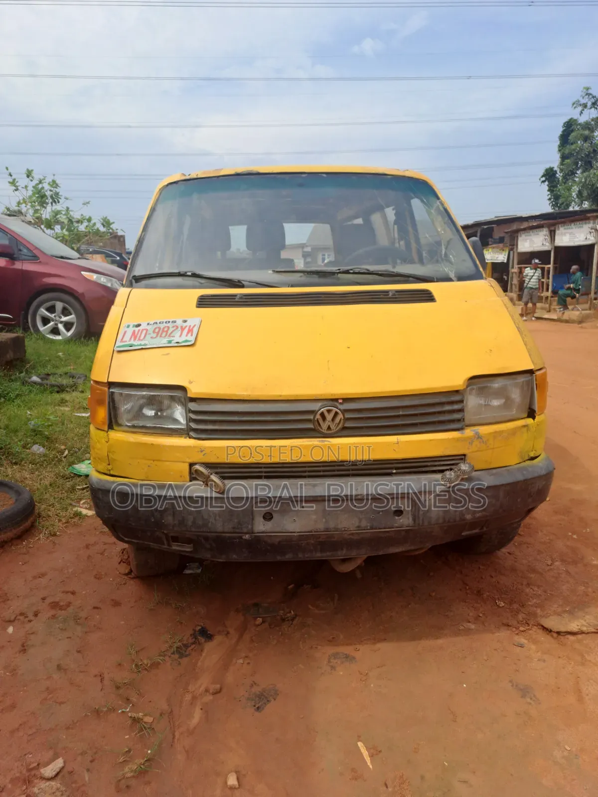 Volkswagen Transporter 2003 Yellow