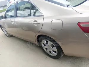 Toyota Camry 2.4 LE 2008 Gold