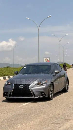 Lexus IS 250 2015 Silver