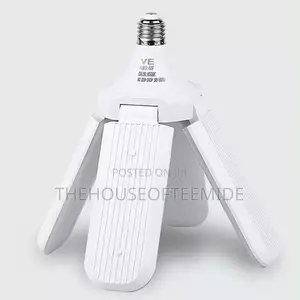 A Ceiling Four Led Blade Bulb